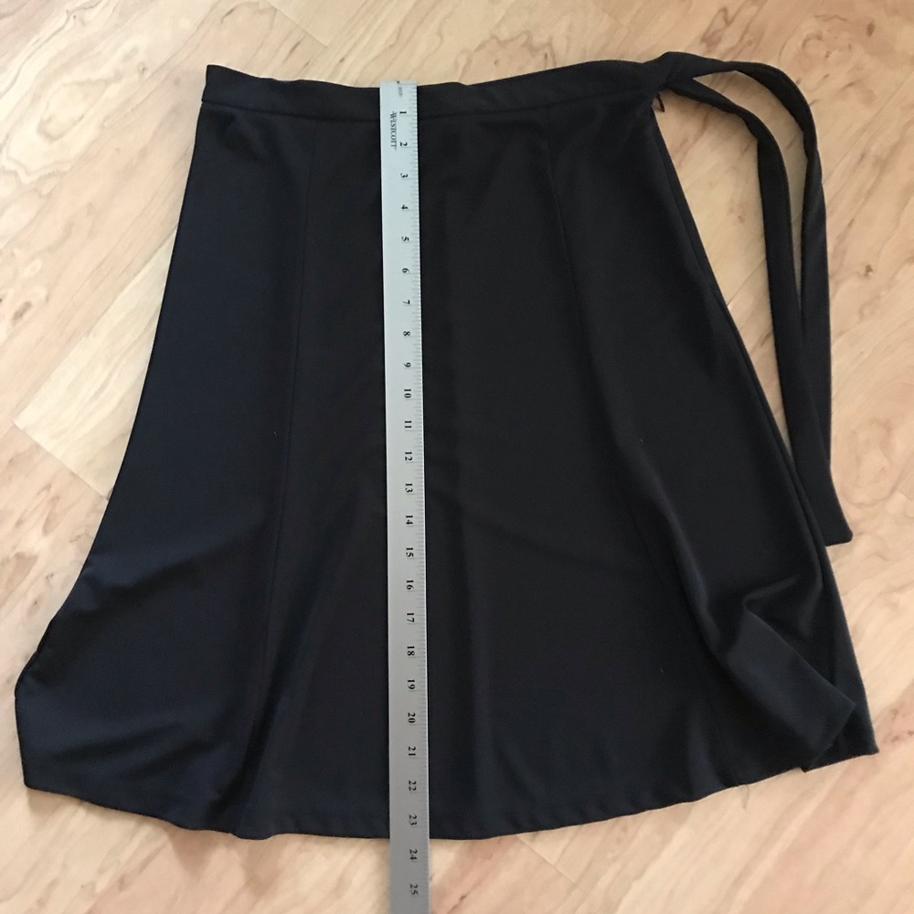 JW - Black A-line Skirt